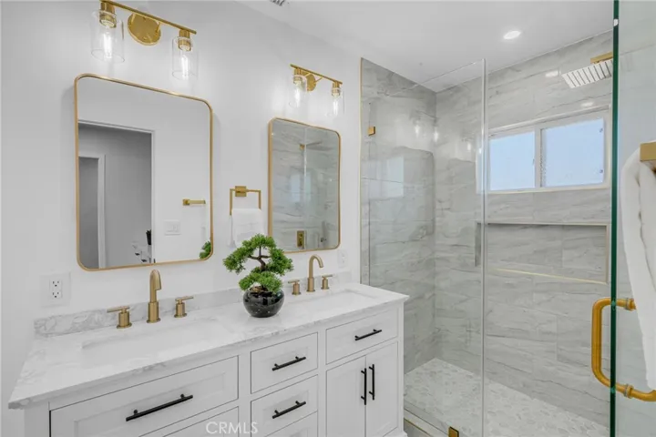 4843 W 140th Street, Hawthorne, California 90250