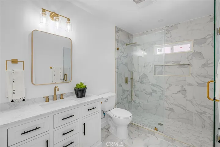 4843 W 140th Street, Hawthorne, California 90250