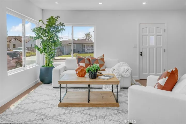 4843 W 140th Street, Hawthorne, California 90250
