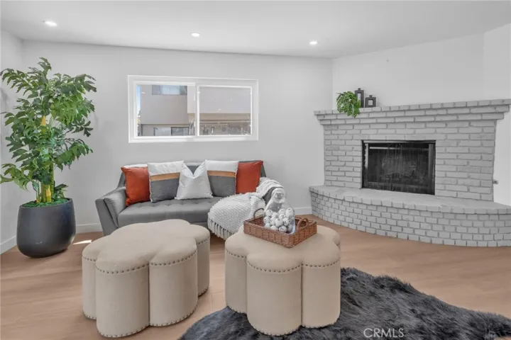 4843 W 140th Street, Hawthorne, California 90250