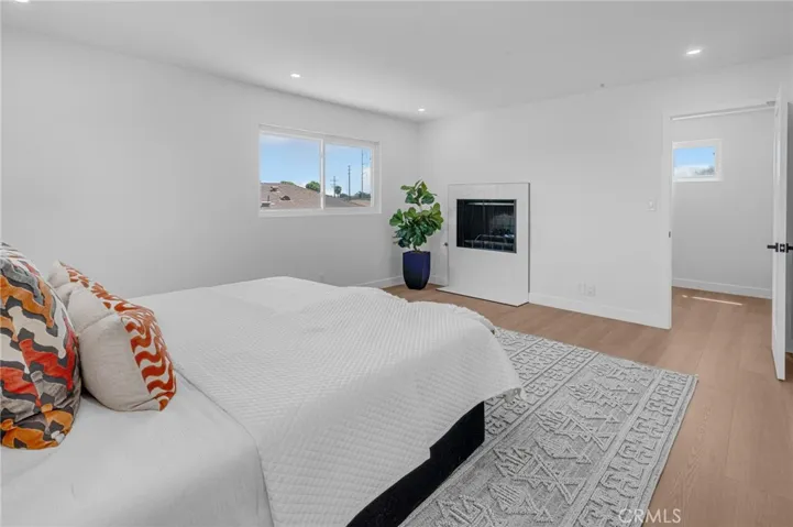 4843 W 140th Street, Hawthorne, California 90250