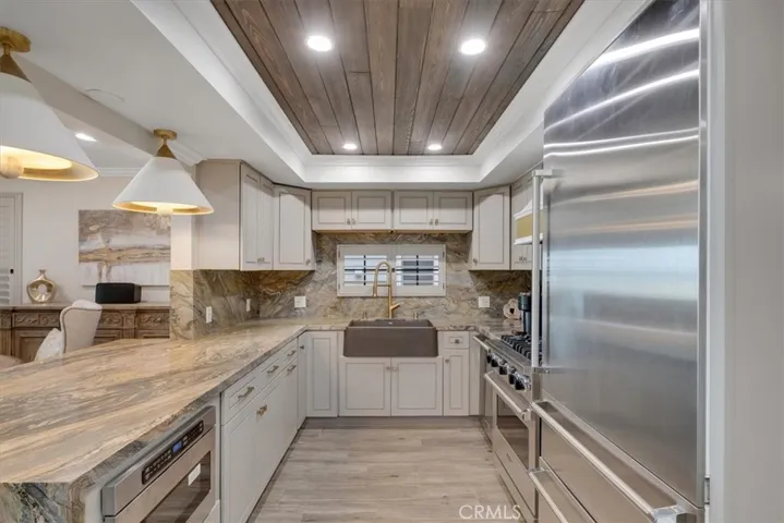 2808 W Oceanfront, Newport Beach, California 92663