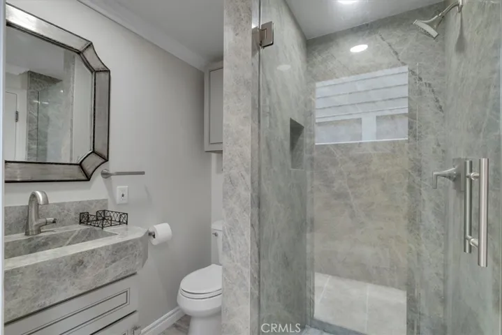 2808 W Oceanfront, Newport Beach, California 92663