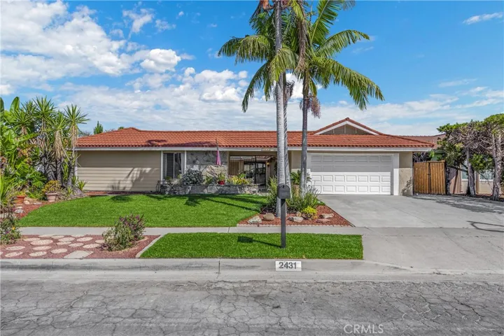 2431 El Rancho, Fullerton, California 92833