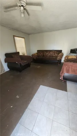 3274 Adriatic Avenue, Long Beach, California 90810