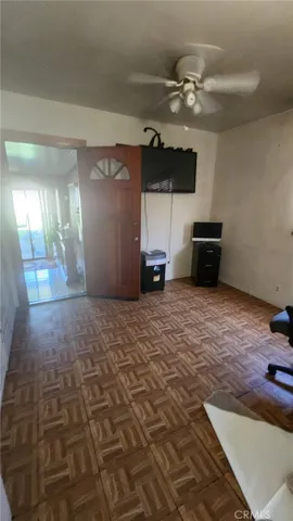 3274 Adriatic Avenue, Long Beach, California 90810