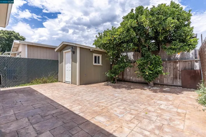 2501 Andrade Ave, Richmond, California 94804