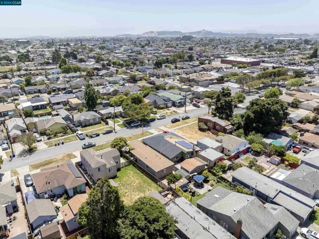 2501 Andrade Ave, Richmond, California 94804