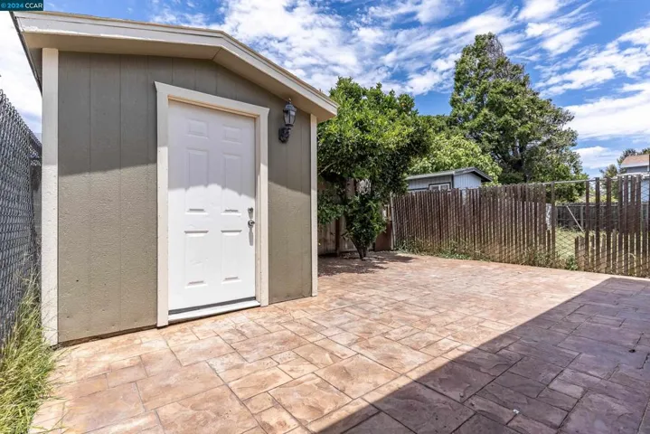 2501 Andrade Ave, Richmond, California 94804