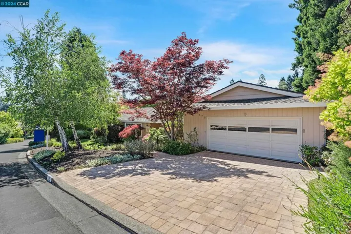 179 Town And Country Dr, Danville, California 94526