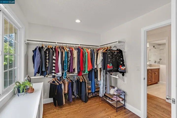 179 Town And Country Dr, Danville, California 94526