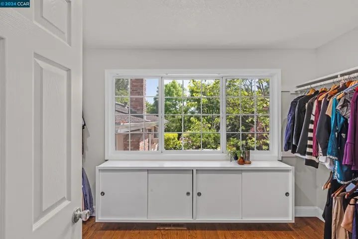 179 Town And Country Dr, Danville, California 94526