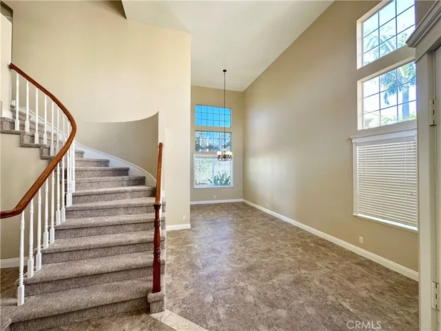 Brand new carpet on stairs and upstairs. Freshly painted as well.
