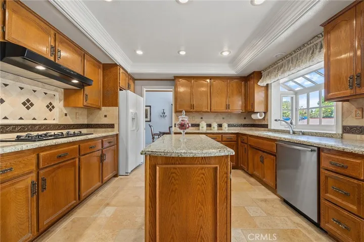 20425 Via Sonador, Yorba Linda, California 92886
