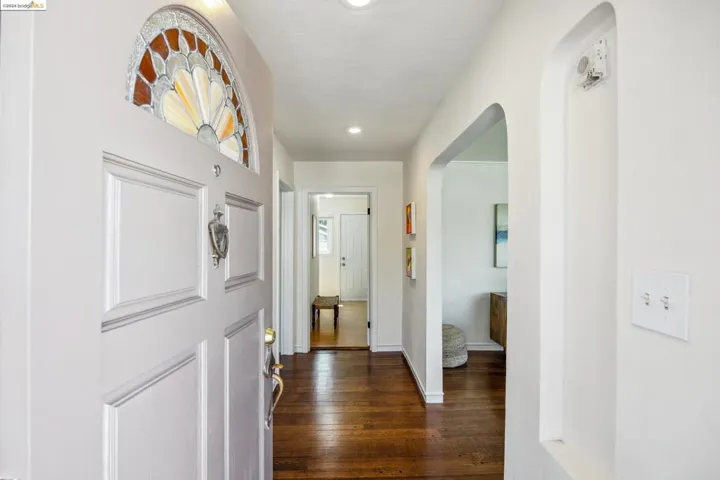 707 Smith Ave, Pinole, California 94564