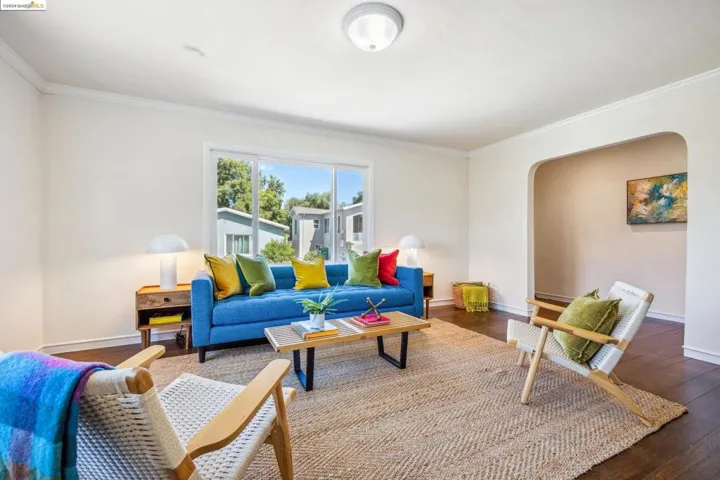 707 Smith Ave, Pinole, California 94564