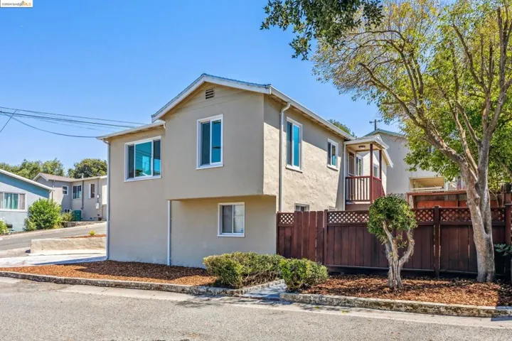 707 Smith Ave, Pinole, California 94564