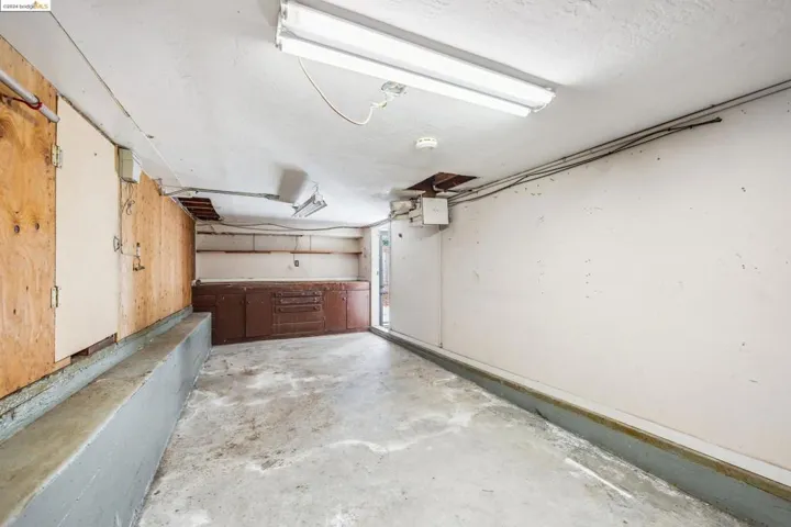707 Smith Ave, Pinole, California 94564