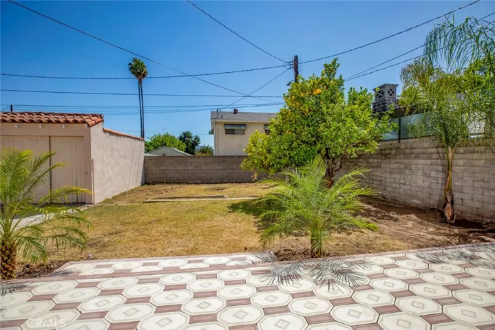 2018 W Kenneth Road, Glendale, California 91201