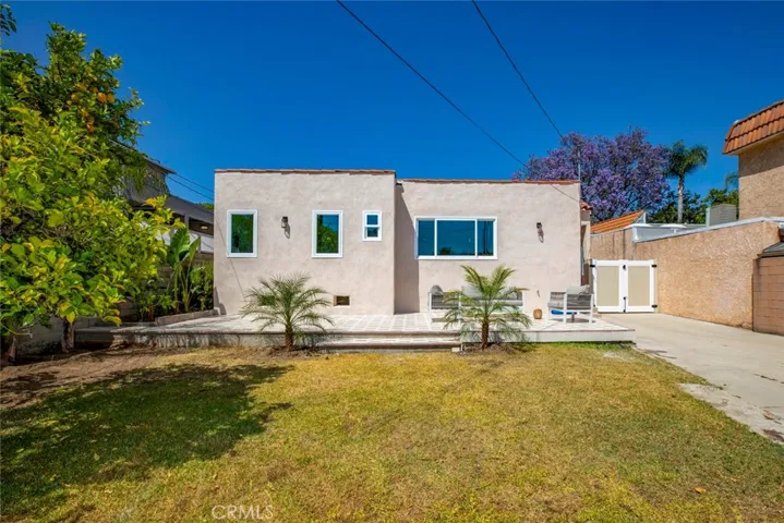 2018 W Kenneth Road, Glendale, California 91201