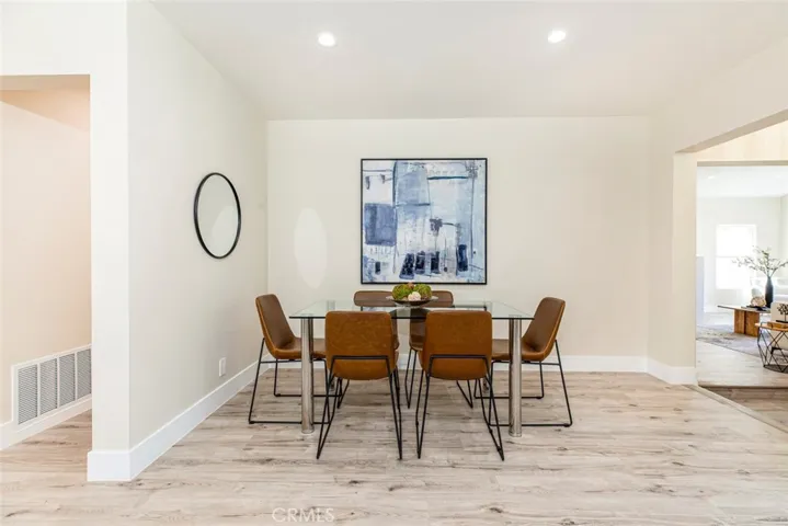 2018 W Kenneth Road, Glendale, California 91201