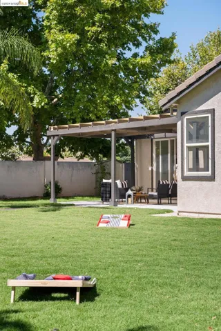 5015 Hollowglen Court, Antioch, California 94531