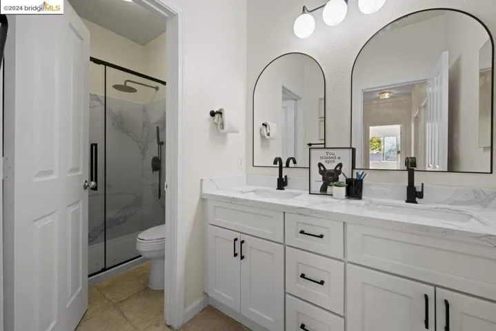 5015 Hollowglen Court, Antioch, California 94531