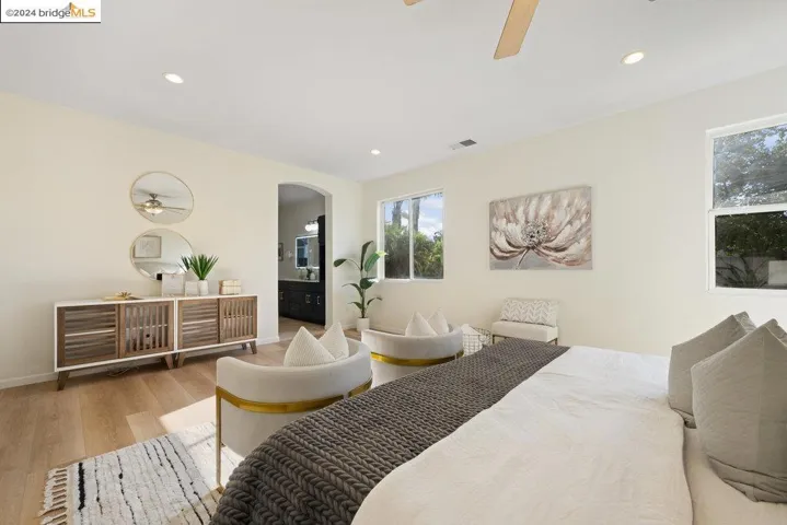 5015 Hollowglen Court, Antioch, California 94531