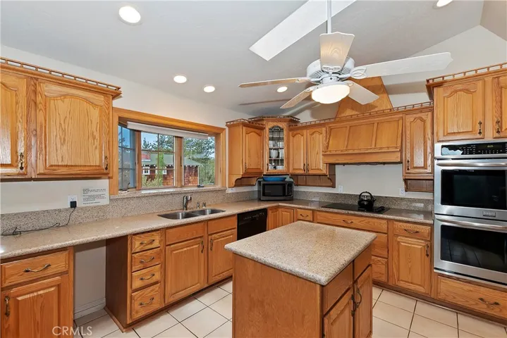 39326 Garden Place, Fawnskin, California 92333