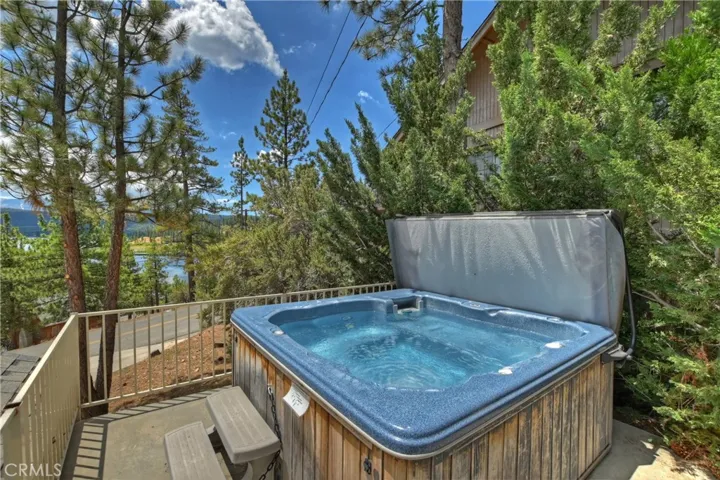 39326 Garden Place, Fawnskin, California 92333
