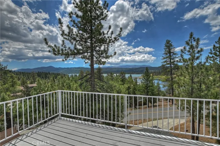 39326 Garden Place, Fawnskin, California 92333