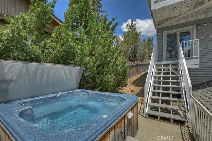 39326 Garden Place, Fawnskin, California 92333
