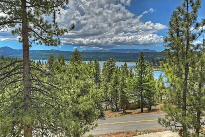 39326 Garden Place, Fawnskin, California 92333