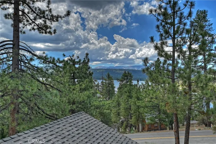 39326 Garden Place, Fawnskin, California 92333