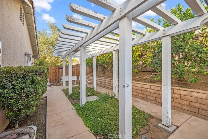5200 Melbourne Place, Riverside, California 92508