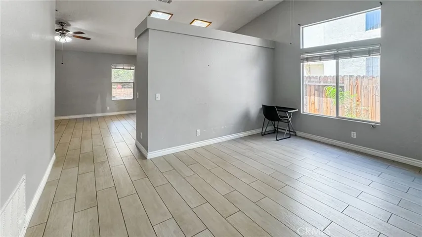 5200 Melbourne Place, Riverside, California 92508