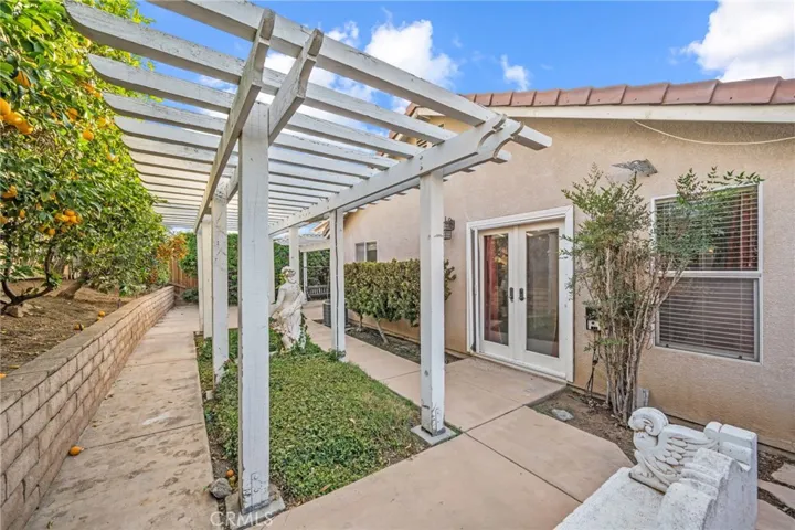 5200 Melbourne Place, Riverside, California 92508