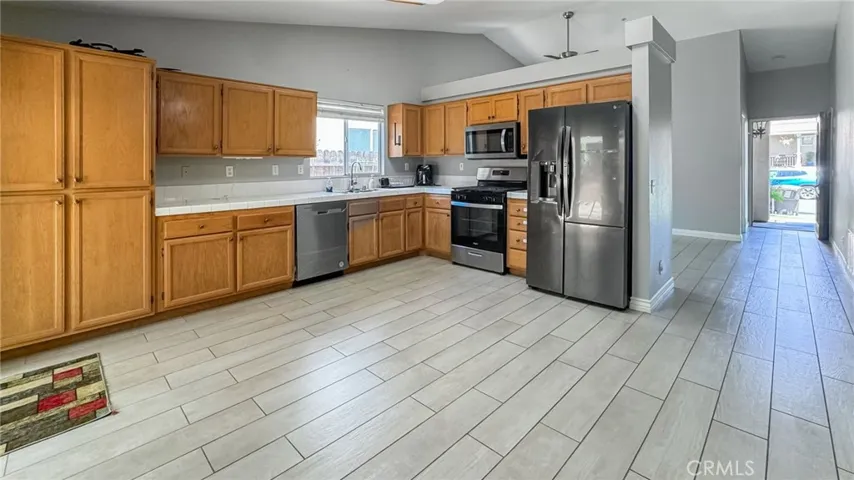 5200 Melbourne Place, Riverside, California 92508