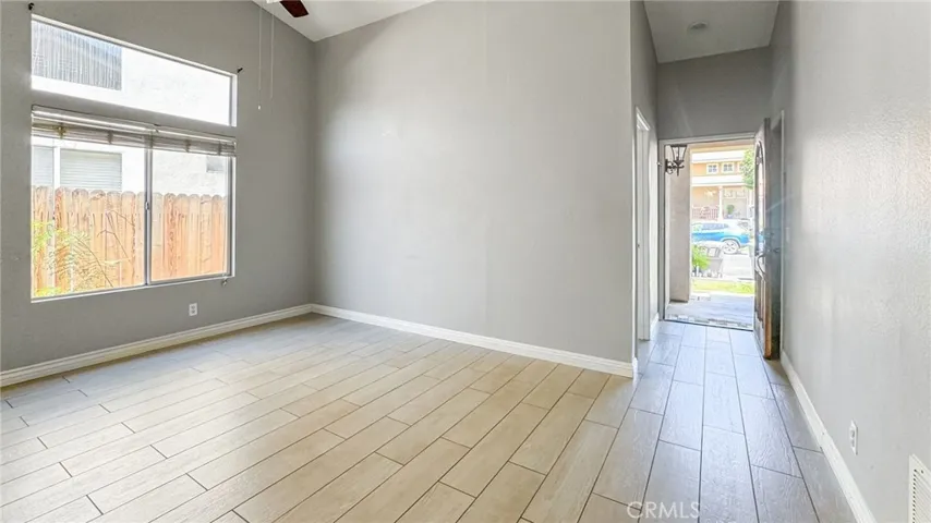 5200 Melbourne Place, Riverside, California 92508