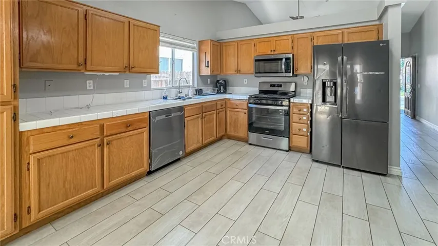 5200 Melbourne Place, Riverside, California 92508