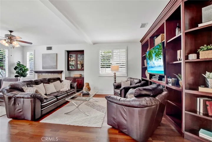 11599 Nitta, Tustin, California 92782