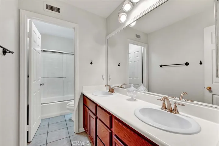 11599 Nitta, Tustin, California 92782