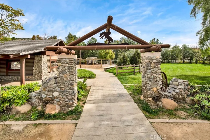 11599 Nitta, Tustin, California 92782