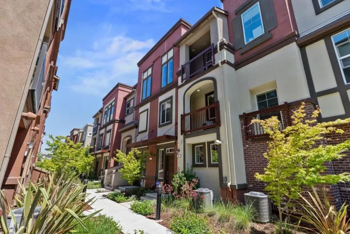 1013 Onofrio Lane 6, San Jose, California 95131