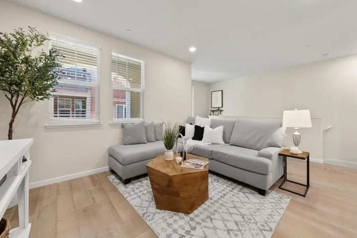 1013 Onofrio Lane 6, San Jose, California 95131