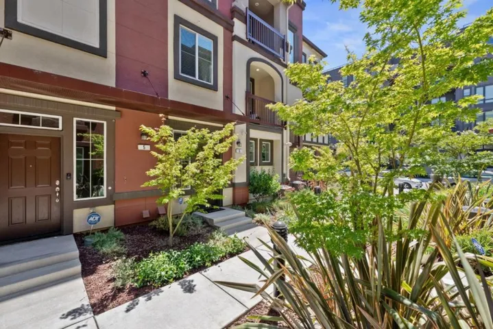 1013 Onofrio Lane 6, San Jose, California 95131