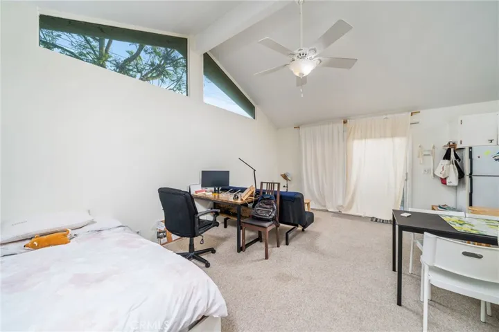 464 Cinderella Drive, Claremont, California 91711