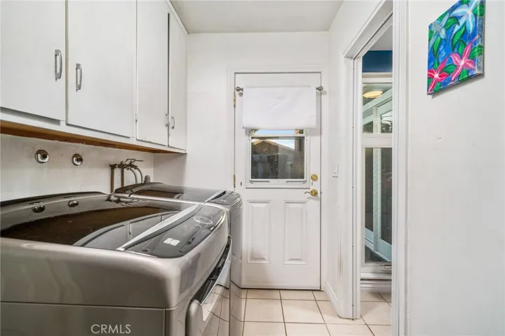 464 Cinderella Drive, Claremont, California 91711