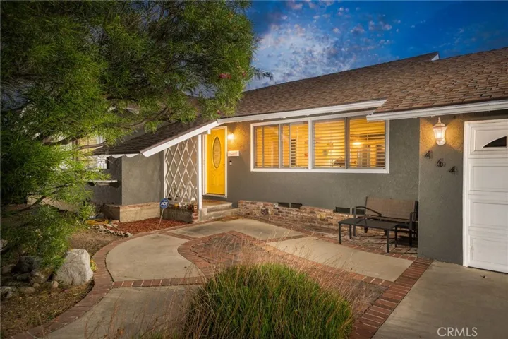 464 Cinderella Drive, Claremont, California 91711