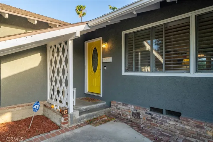 464 Cinderella Drive, Claremont, California 91711